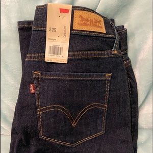 Levi’s straight leg